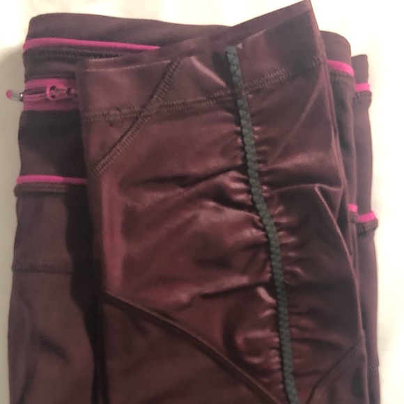 LULULEMON ATHLETIC. Excellent condition Used - Picture 3 of 14